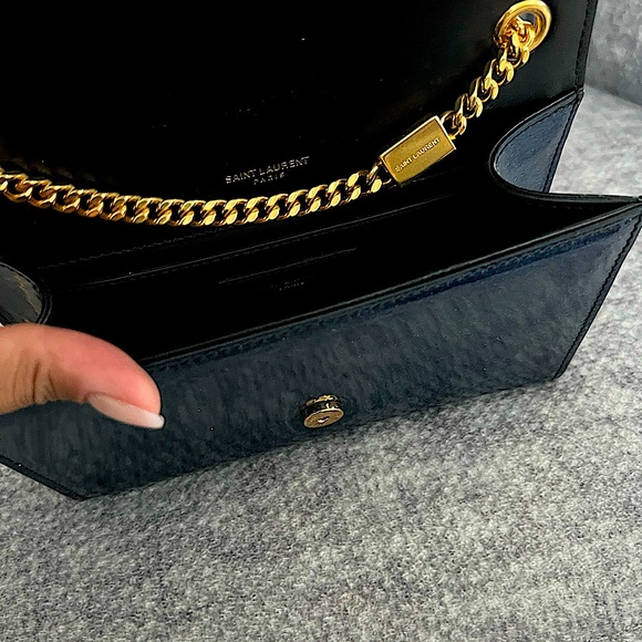 Saint Laurent YSL Classic Monogram Blue Crossbody Bag Glitter Patent Leather - Picture 3 of 3